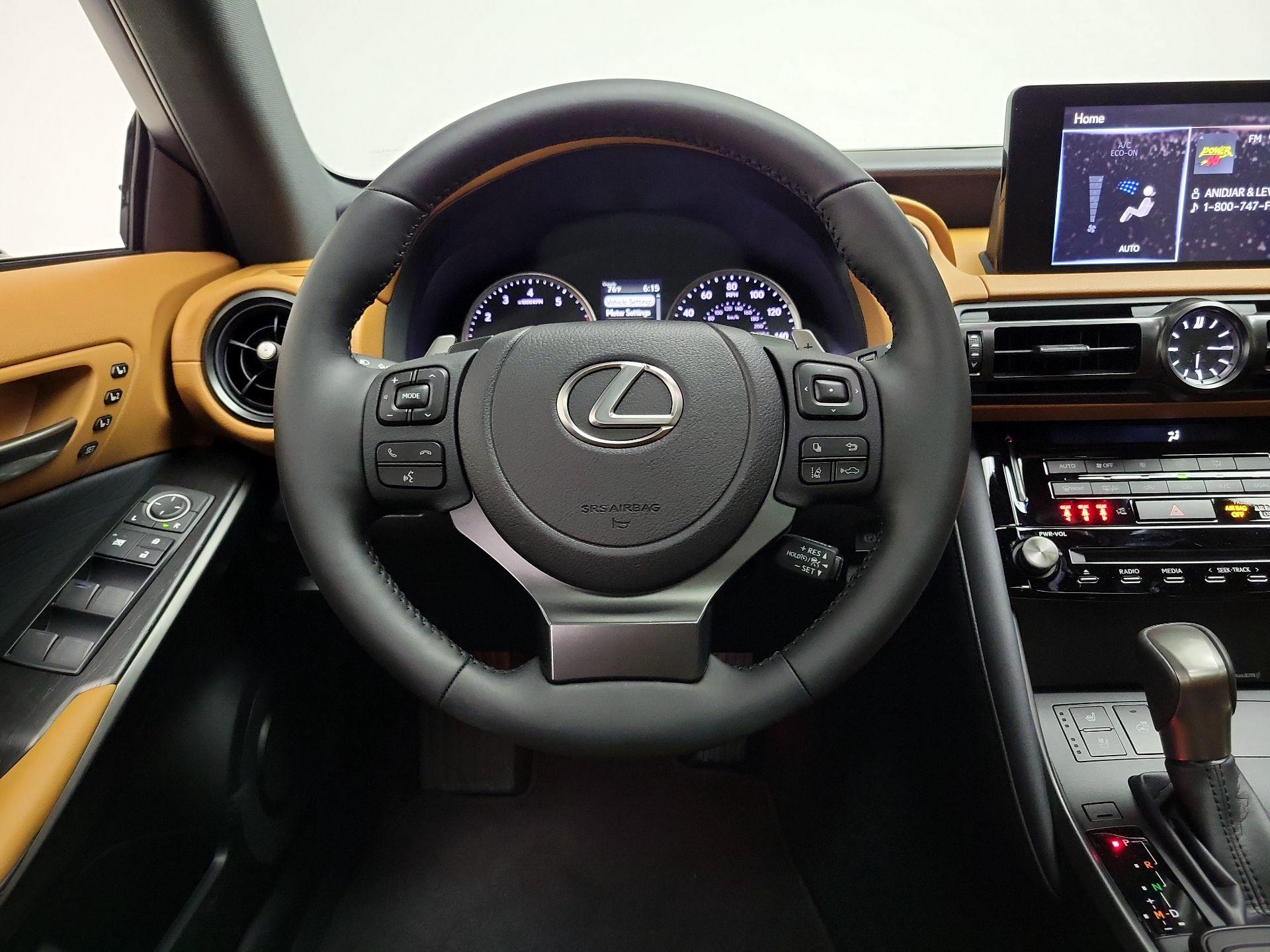 Thumbnail: 2025 Lexus IS - 10