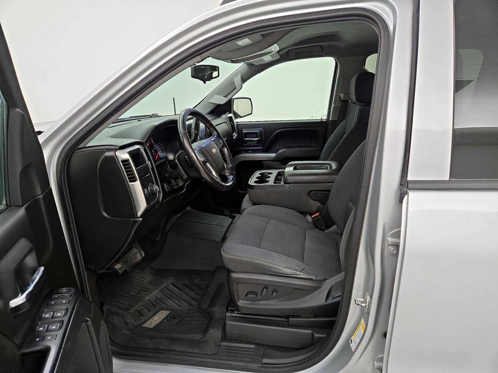 Thumbnail: 2018 Chevrolet Silverado 1500 - 11