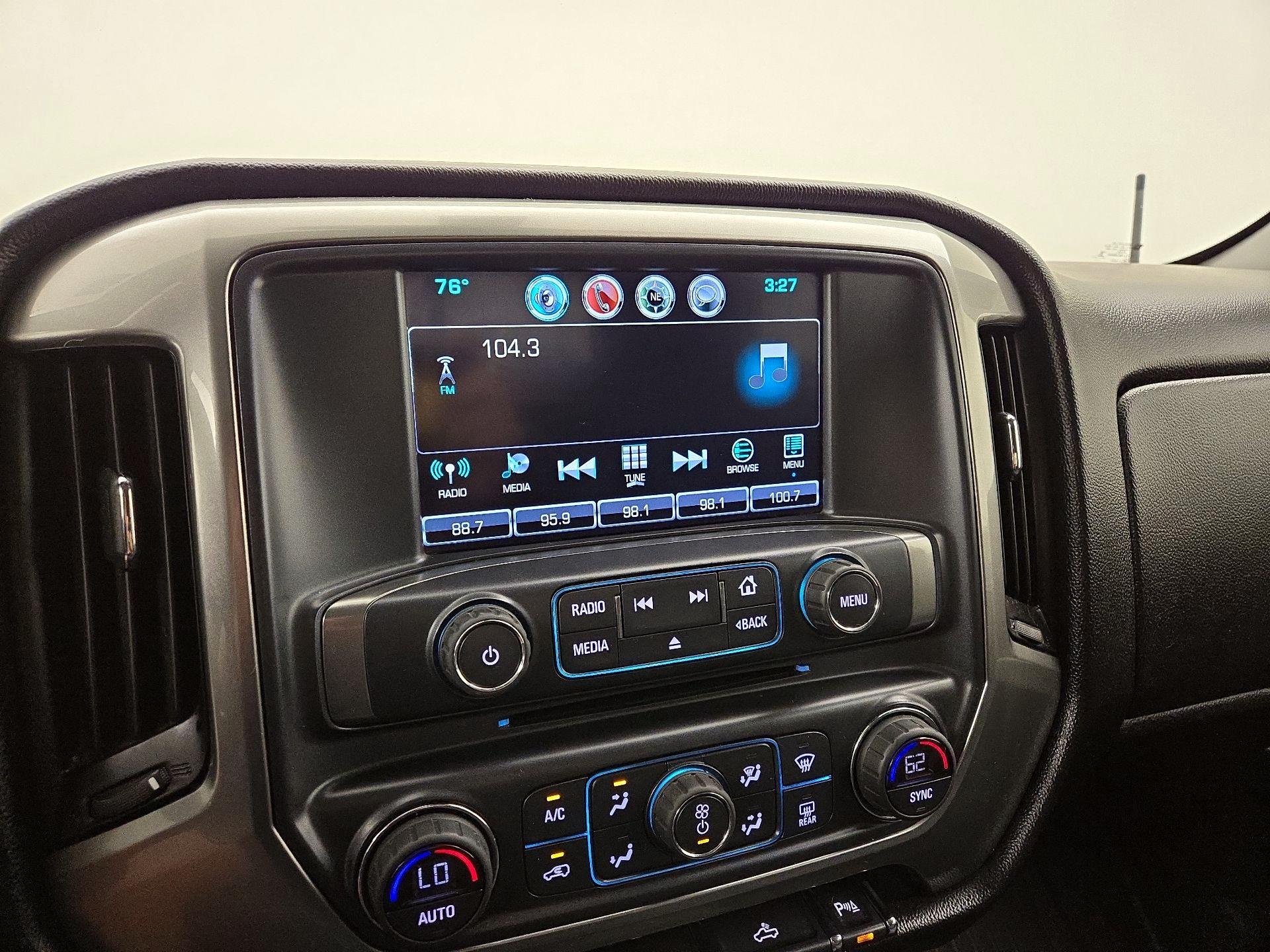 Thumbnail: 2018 Chevrolet Silverado 1500 - 15