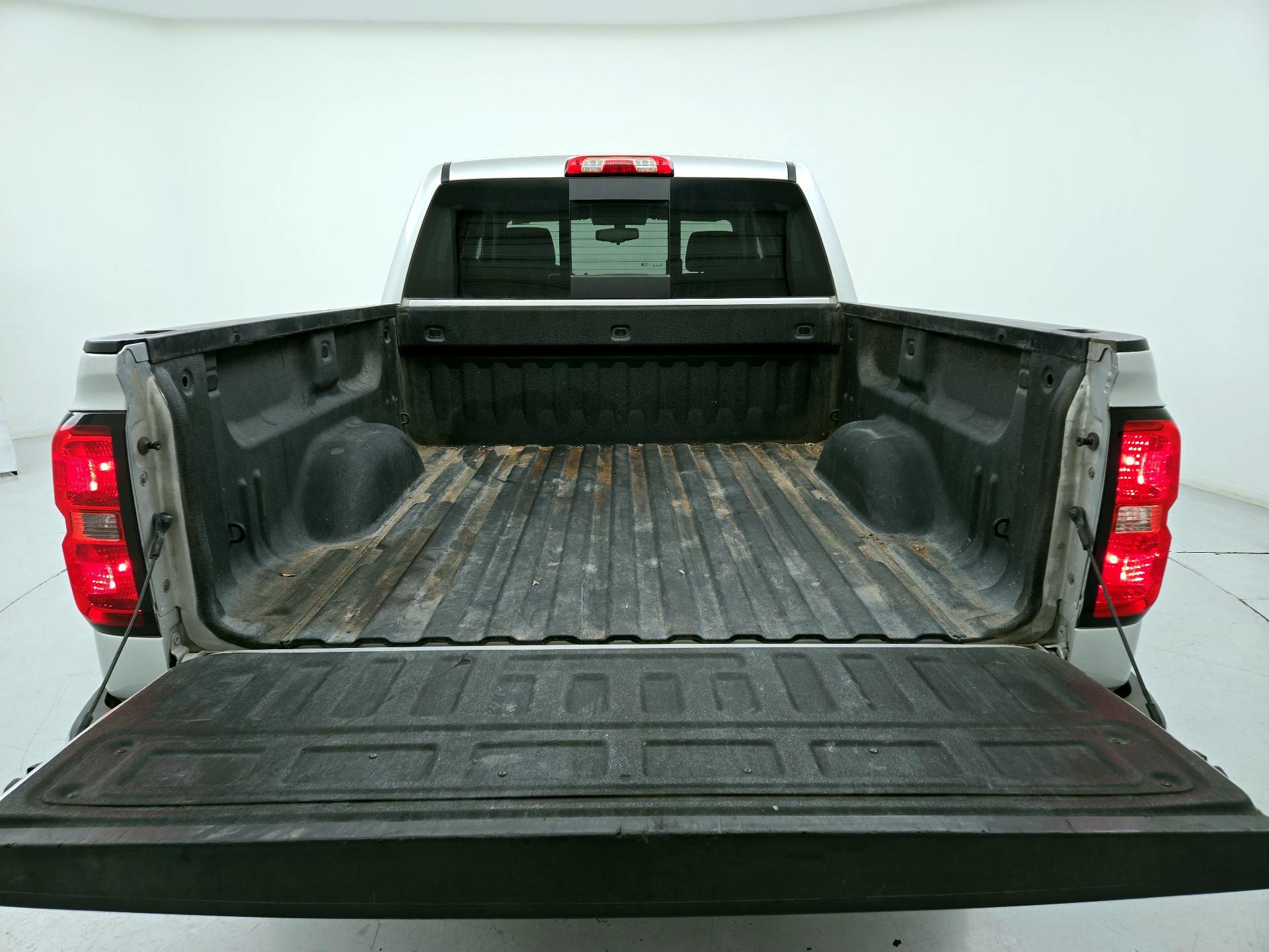 Thumbnail: 2018 Chevrolet Silverado 1500 - 20