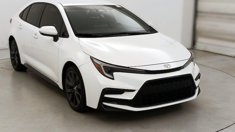2024 Toyota Corolla SE Hero Image