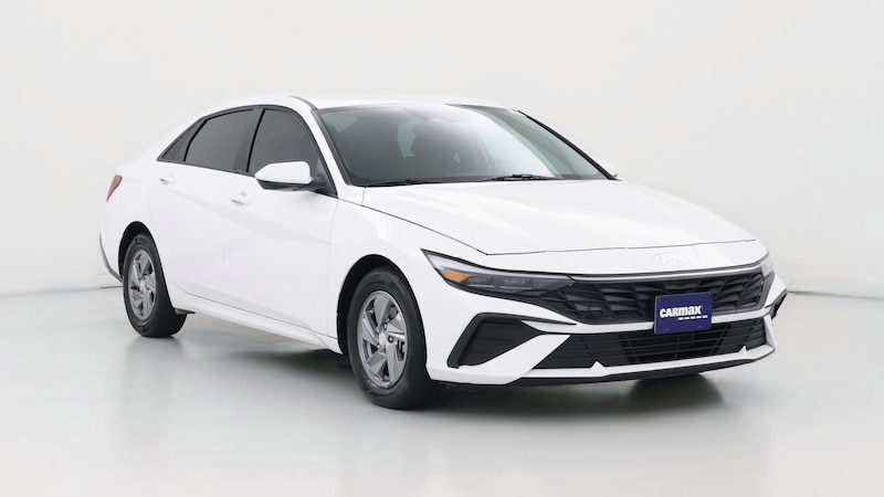 2024 Hyundai Elantra SE Hero Image