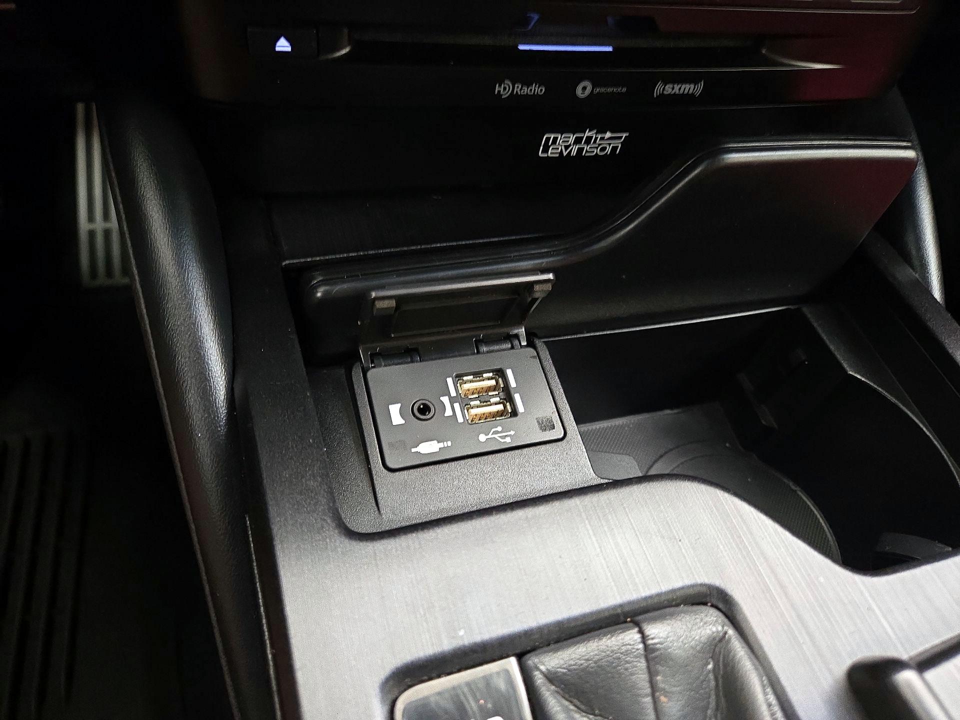 Thumbnail: 2021 Lexus ES - 18