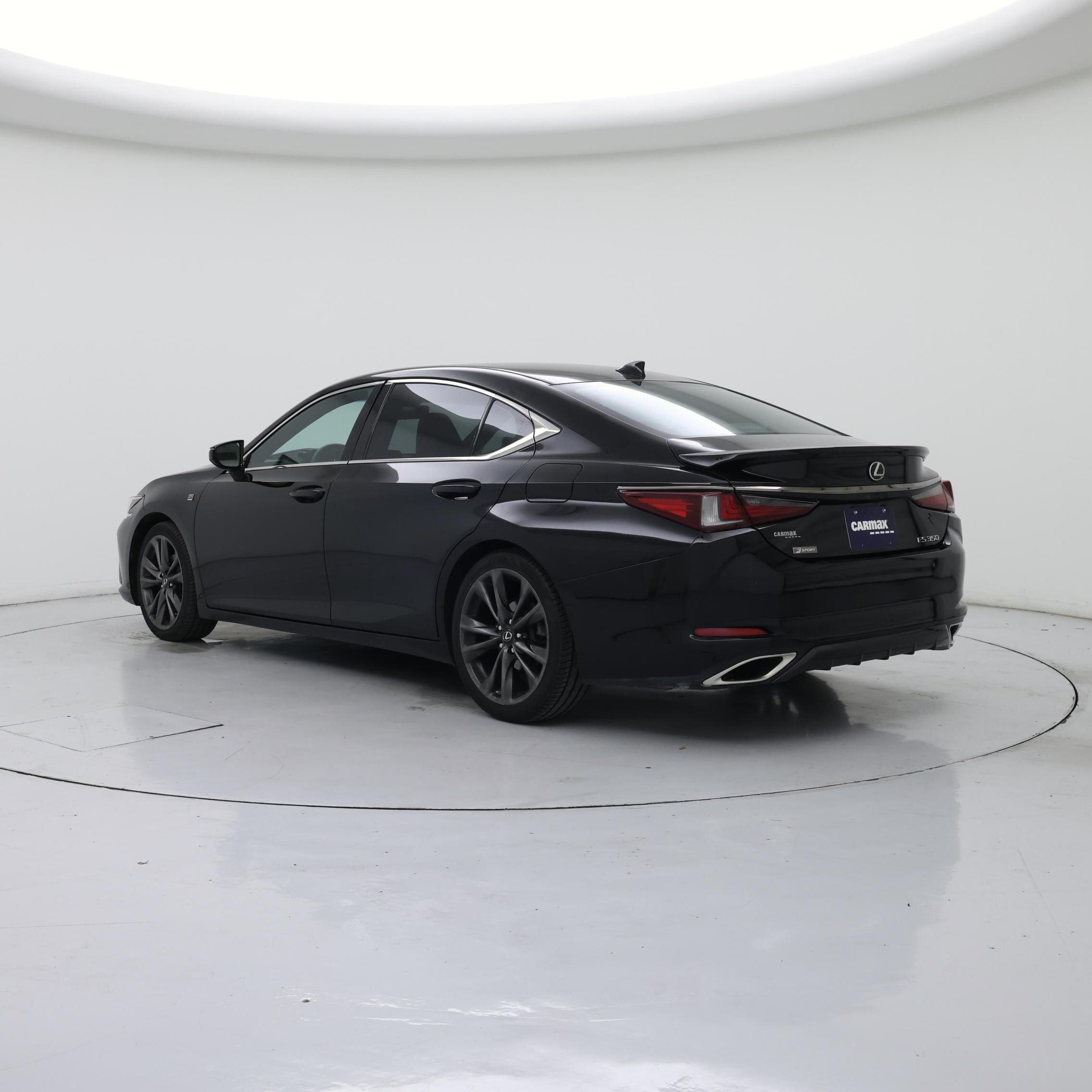 Thumbnail: 2021 Lexus ES - 2