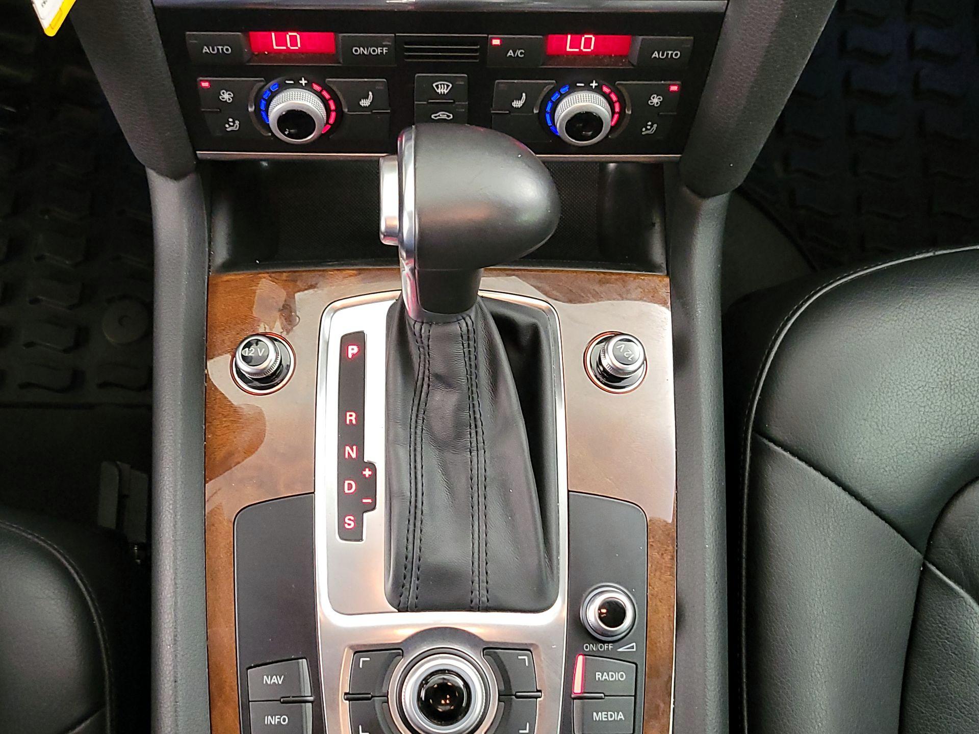 Thumbnail: 2015 Audi Q7 - 18