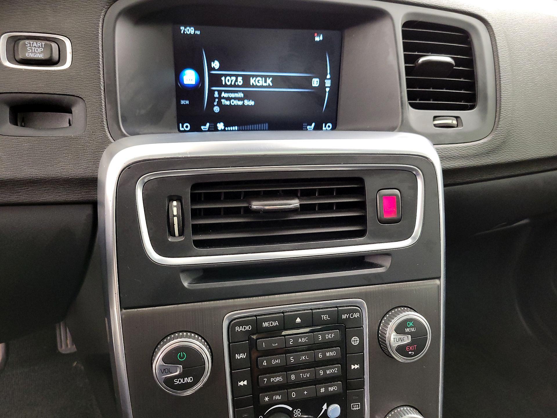 Thumbnail: 2015 Volvo S60 - 16