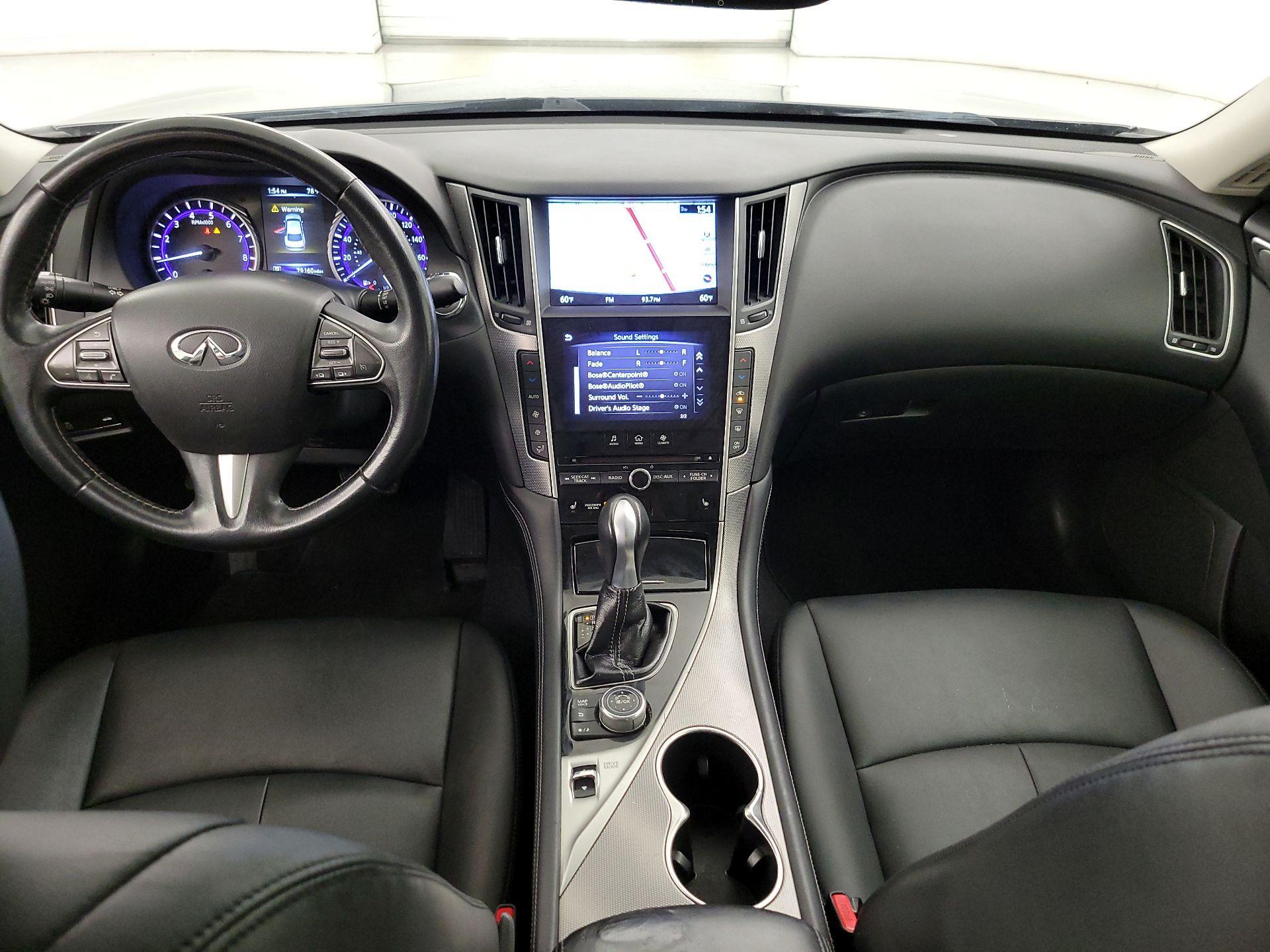 Thumbnail: 2015 INFINITI Q50 - 9