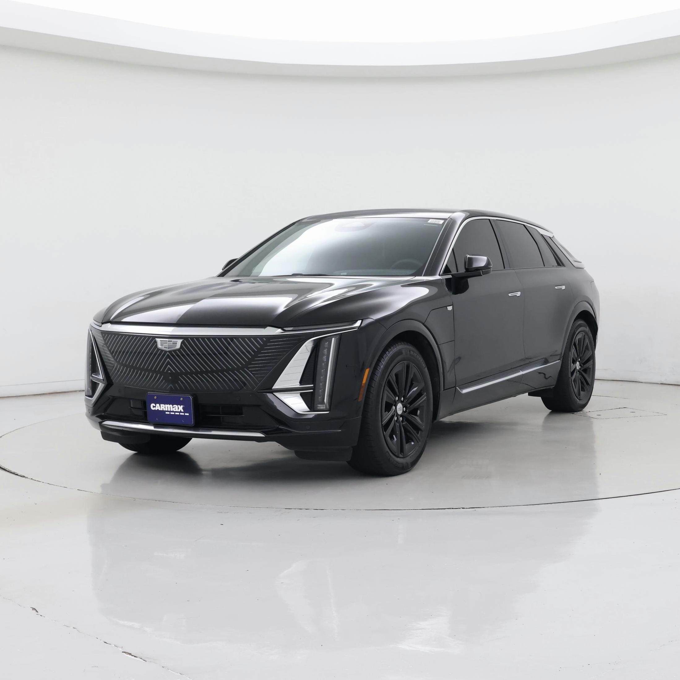 Thumbnail: 2024 Cadillac Lyriq - 4