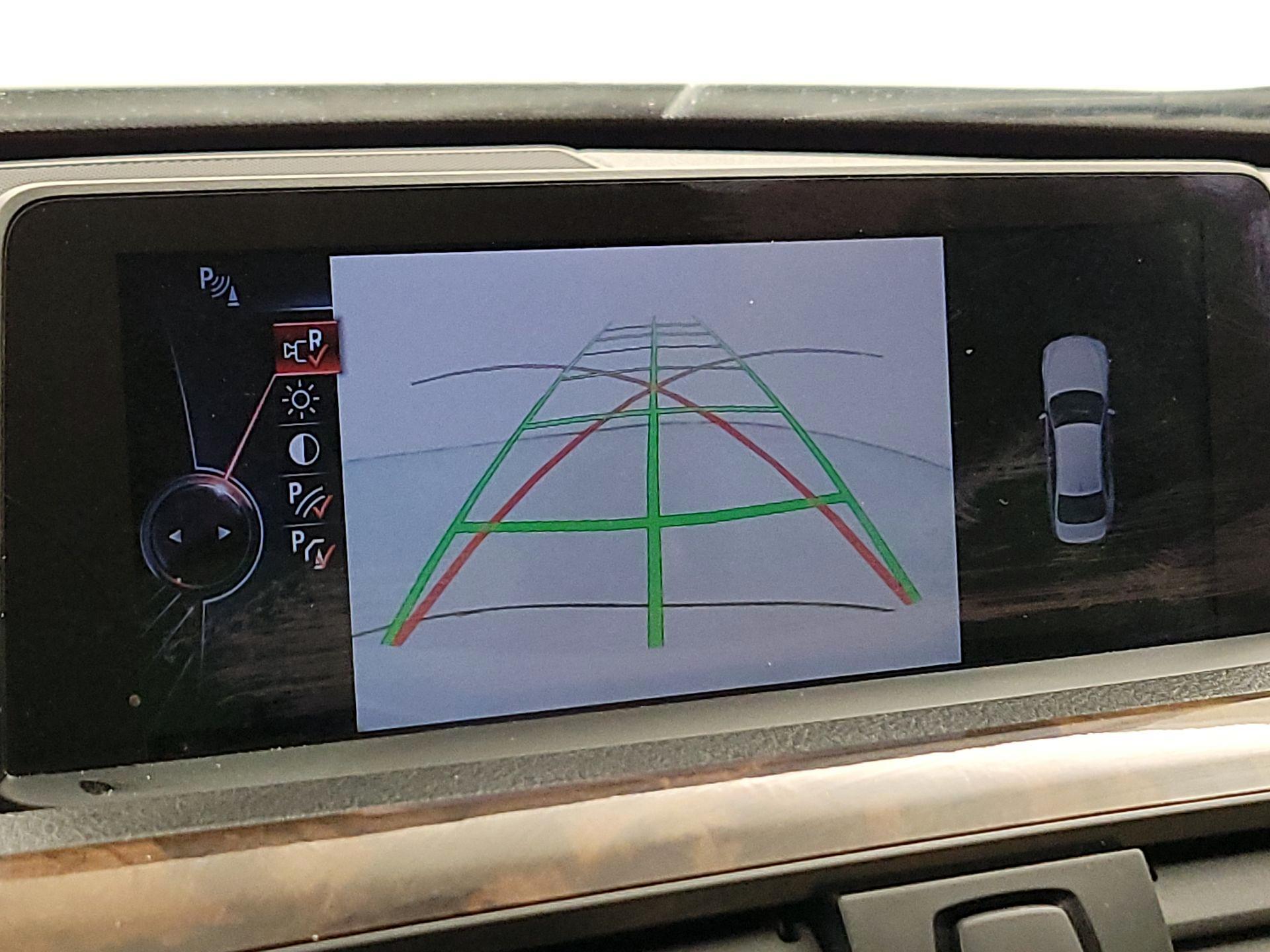 Thumbnail: 2014 BMW 3 Series - 15