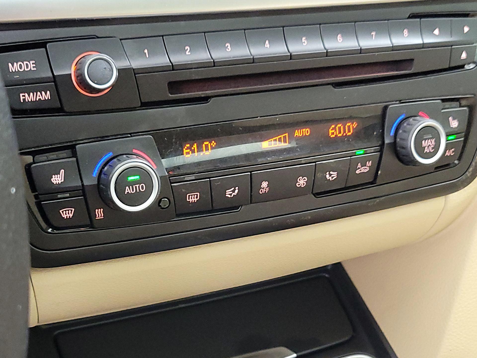 Thumbnail: 2014 BMW 3 Series - 17