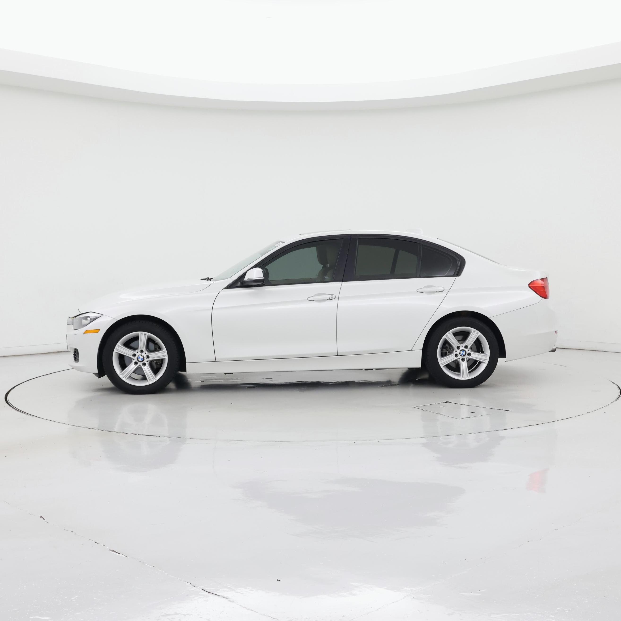 Thumbnail: 2014 BMW 3 Series - 3