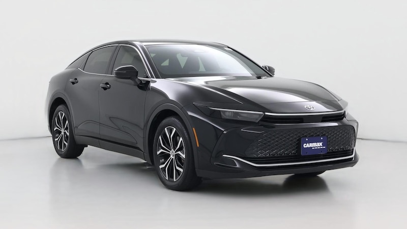 2023 Toyota Crown XLE Hero Image
