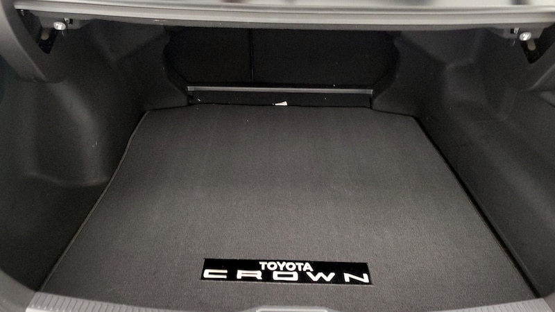2023 Toyota Crown XLE 20
