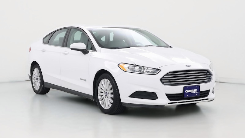 2016 Ford Fusion S Hero Image
