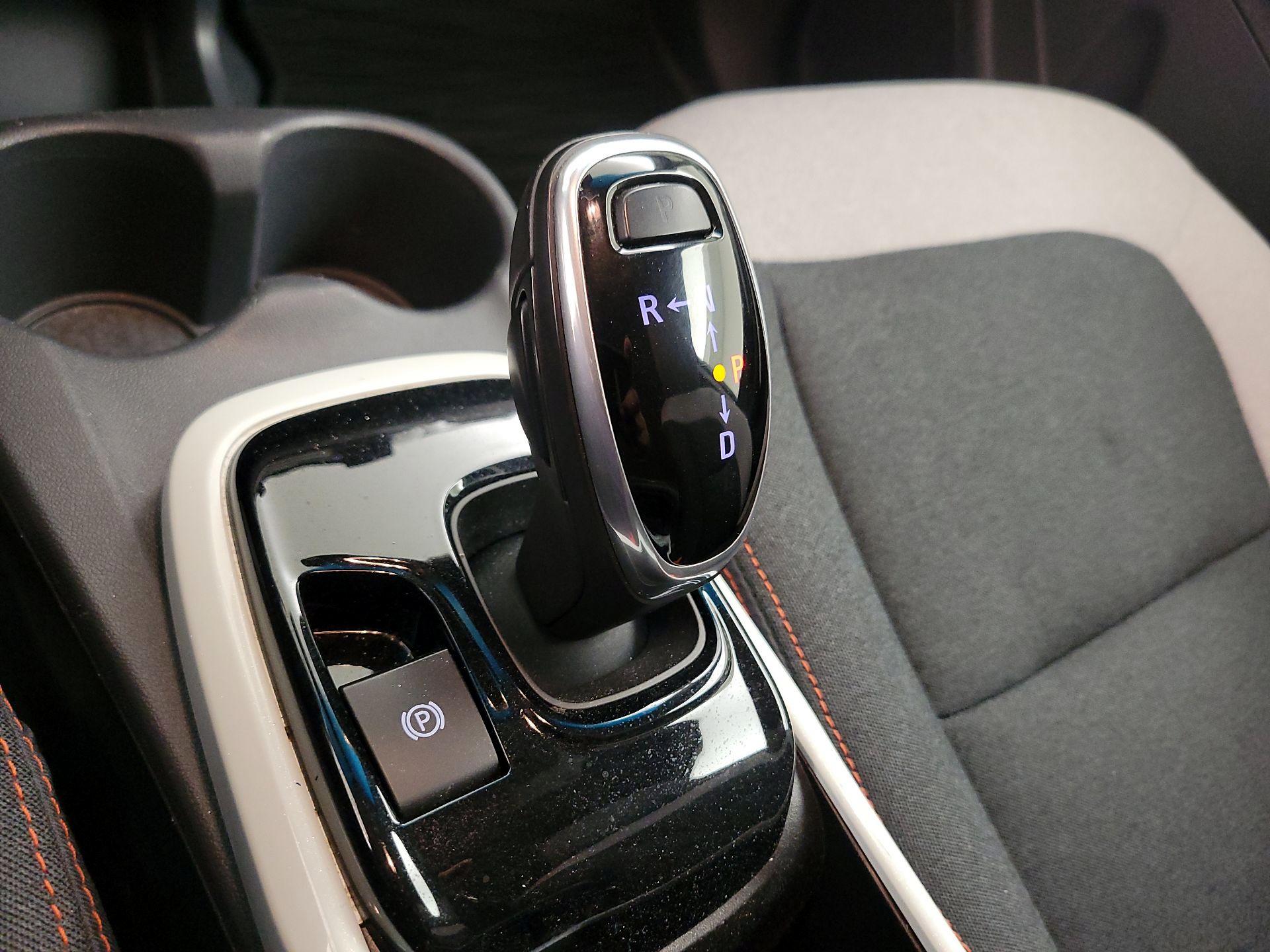 Thumbnail: 2020 Chevrolet Bolt EV - 17