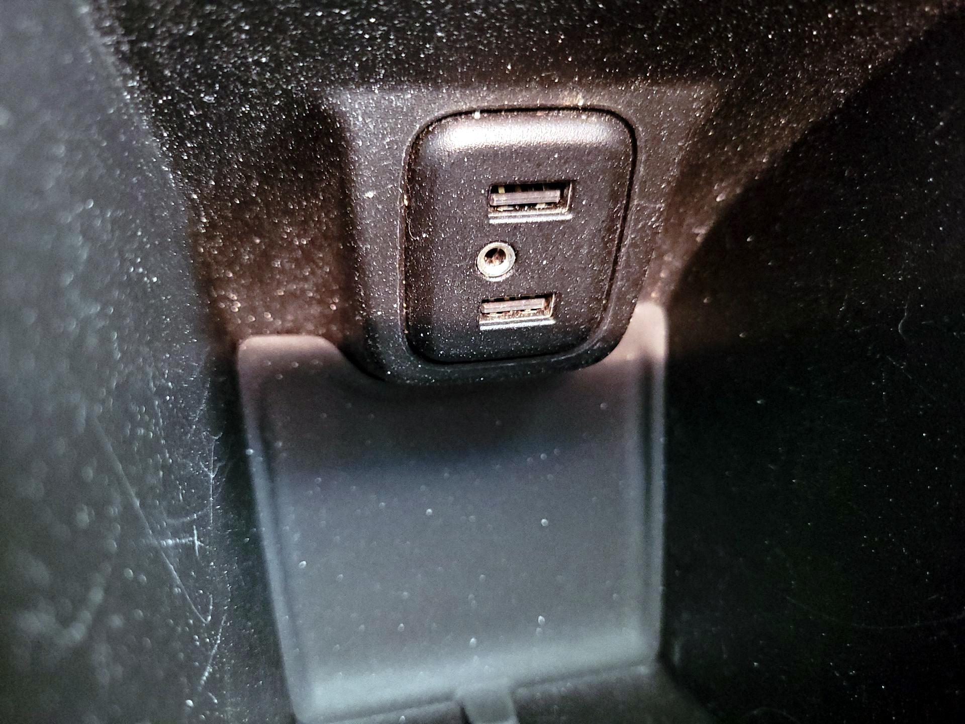 Thumbnail: 2020 Chevrolet Bolt EV - 18