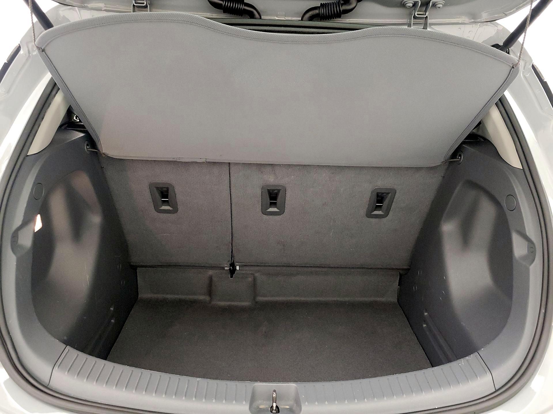 Thumbnail: 2020 Chevrolet Bolt EV - 20