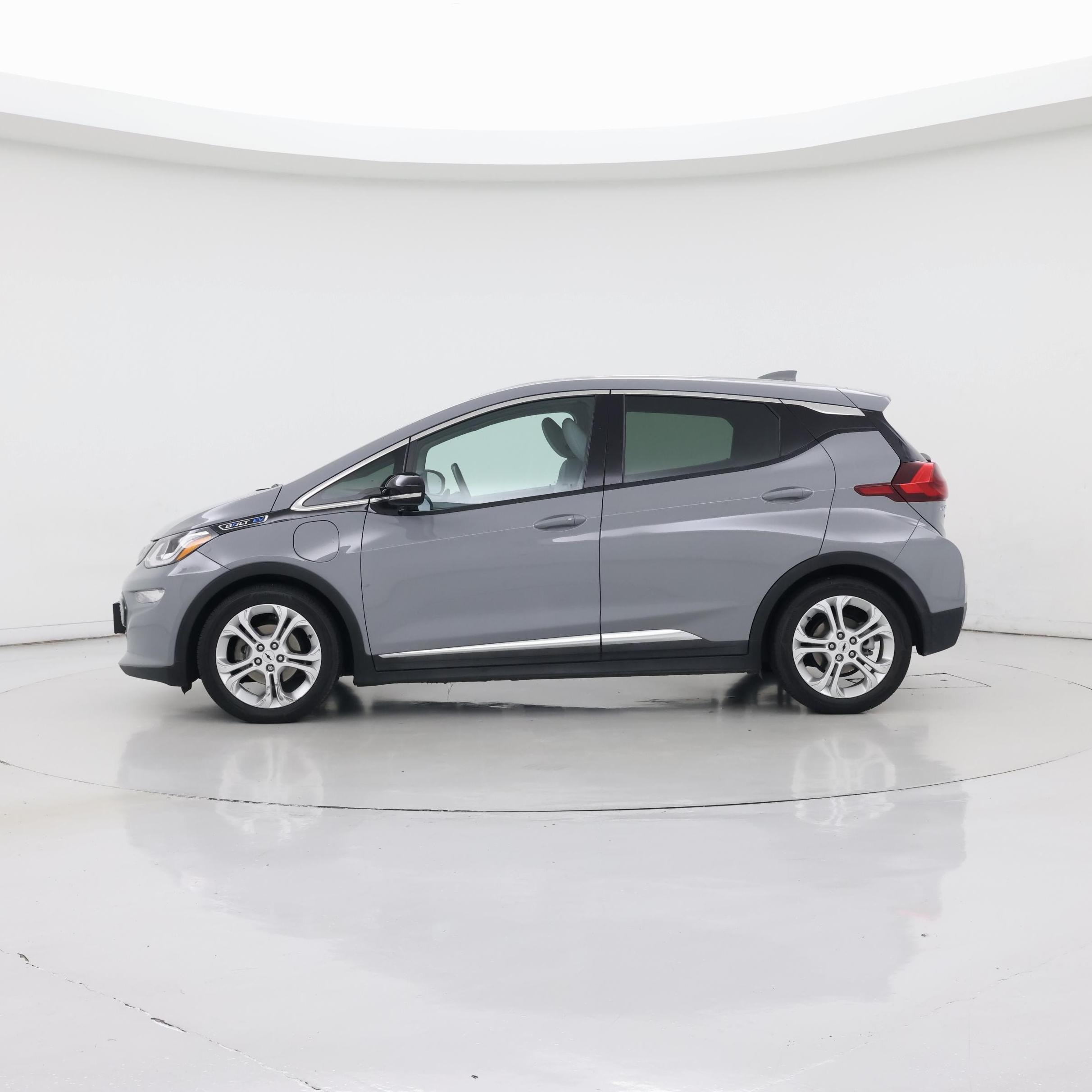 Thumbnail: 2020 Chevrolet Bolt EV - 3