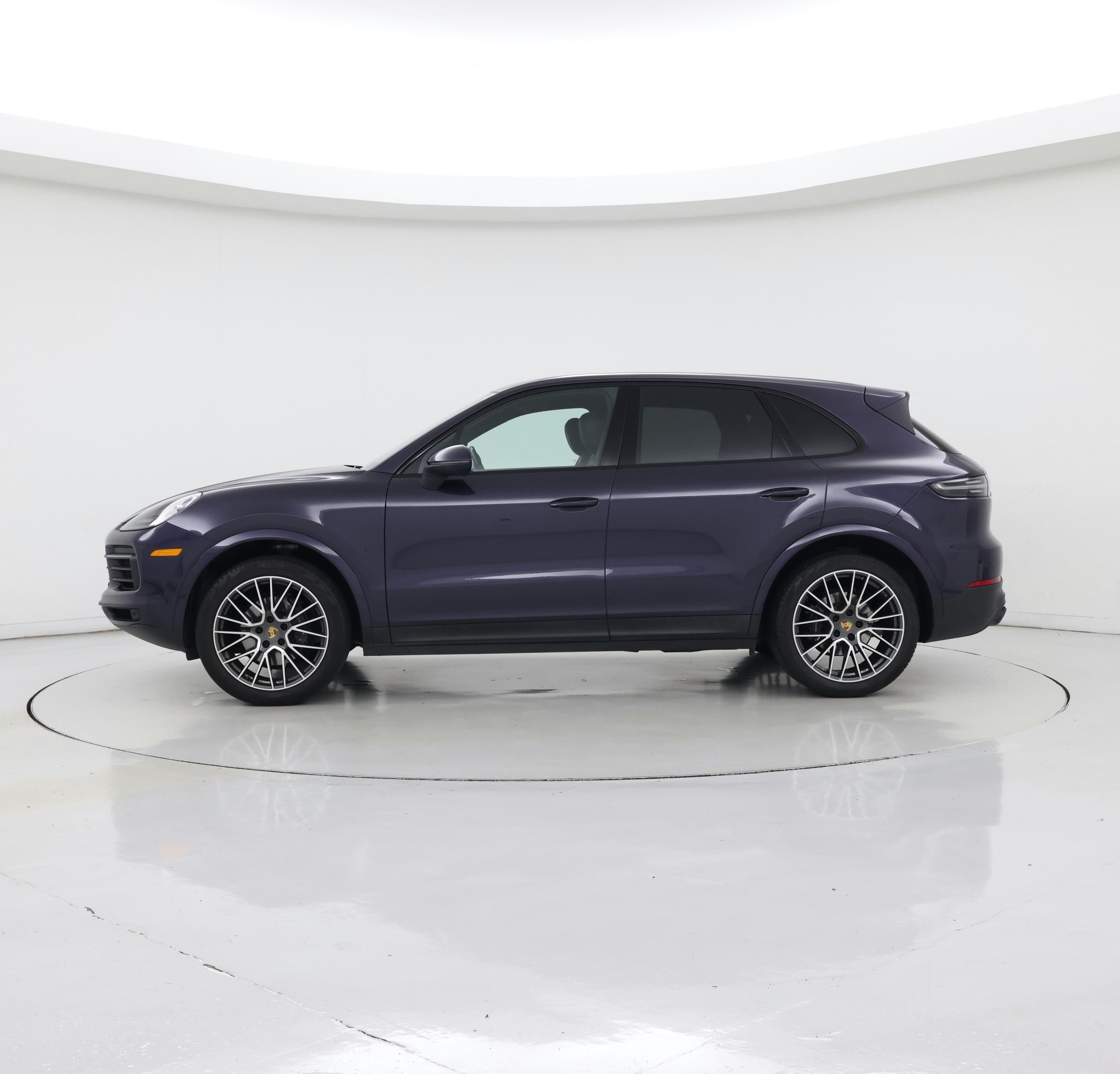 Thumbnail: 2019 Porsche Cayenne - 3