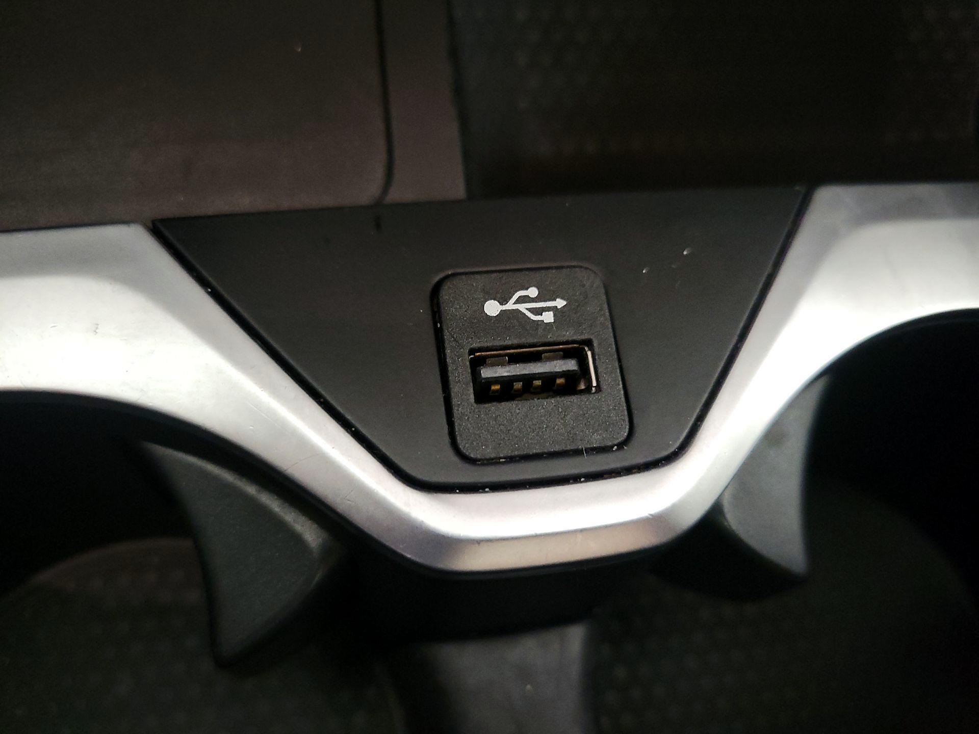 Thumbnail: 2019 BMW X7 - 19