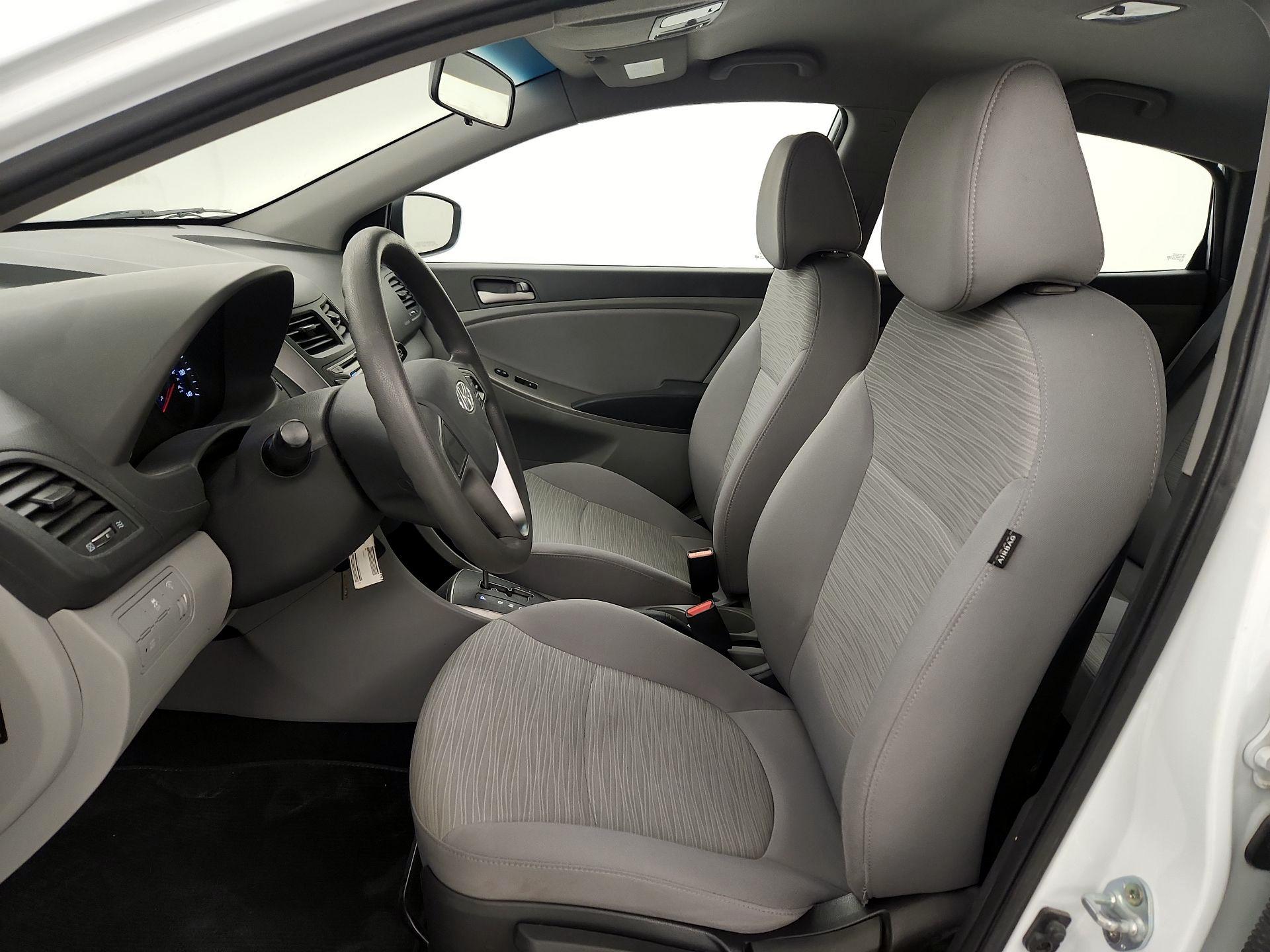 Thumbnail: 2017 Hyundai Accent - 11