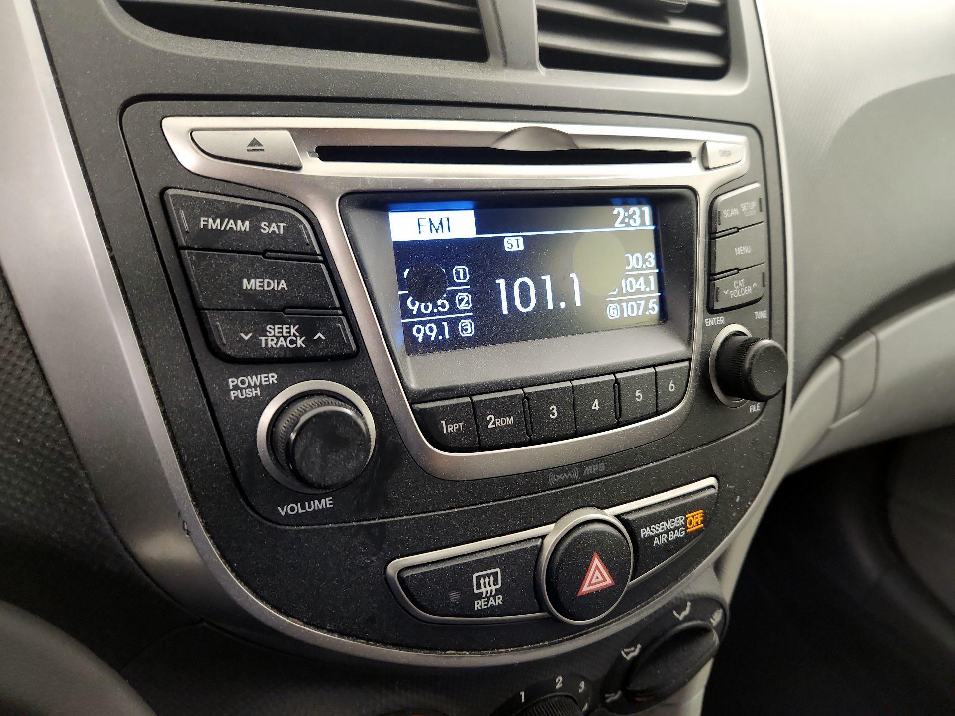 Thumbnail: 2017 Hyundai Accent - 14