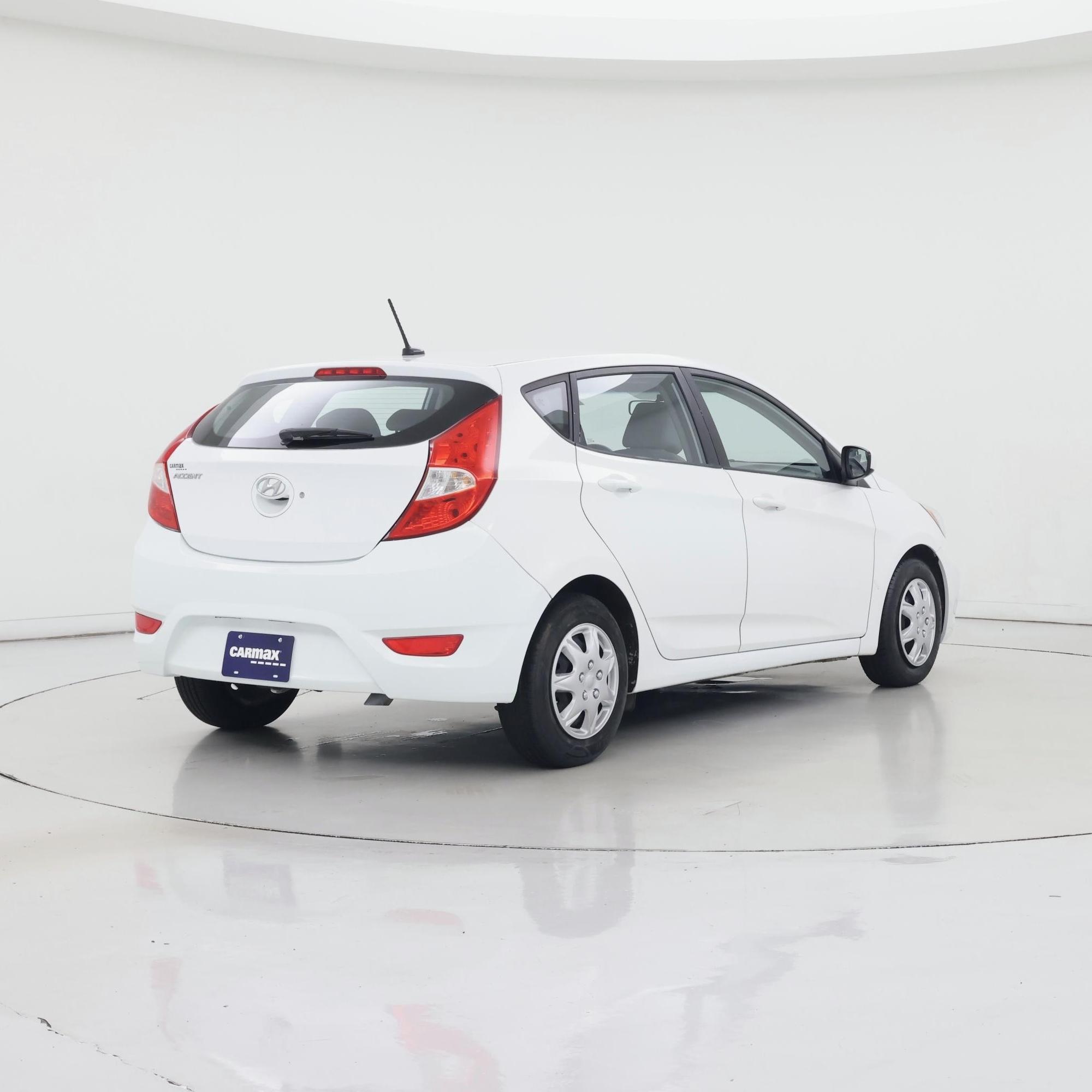 Thumbnail: 2017 Hyundai Accent - 8