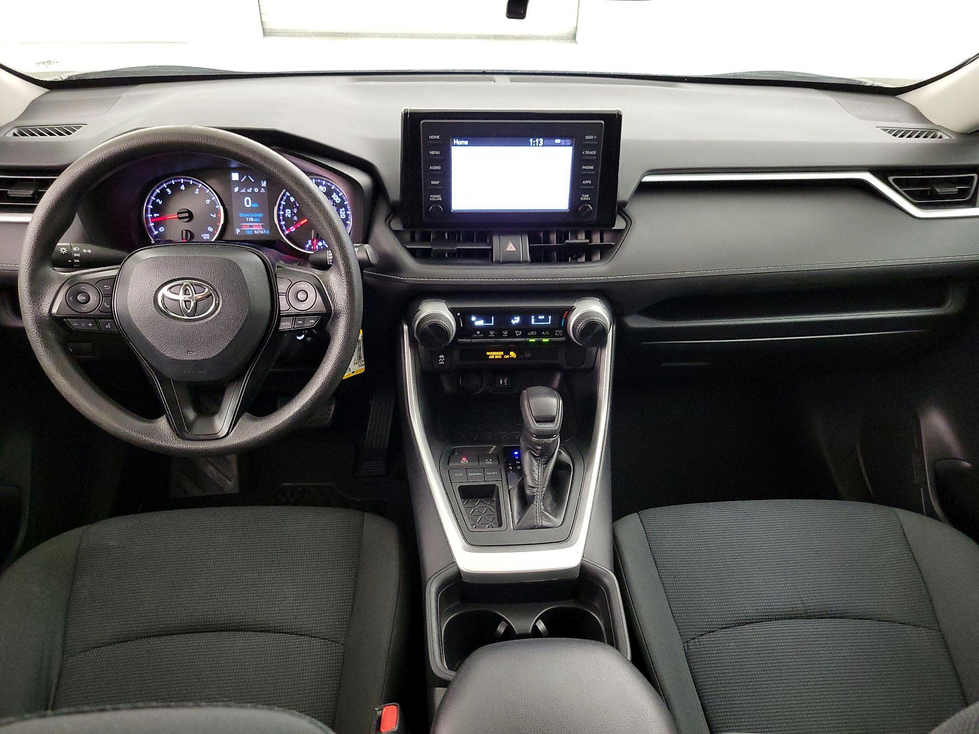 Thumbnail: 2019 Toyota RAV4 - 9