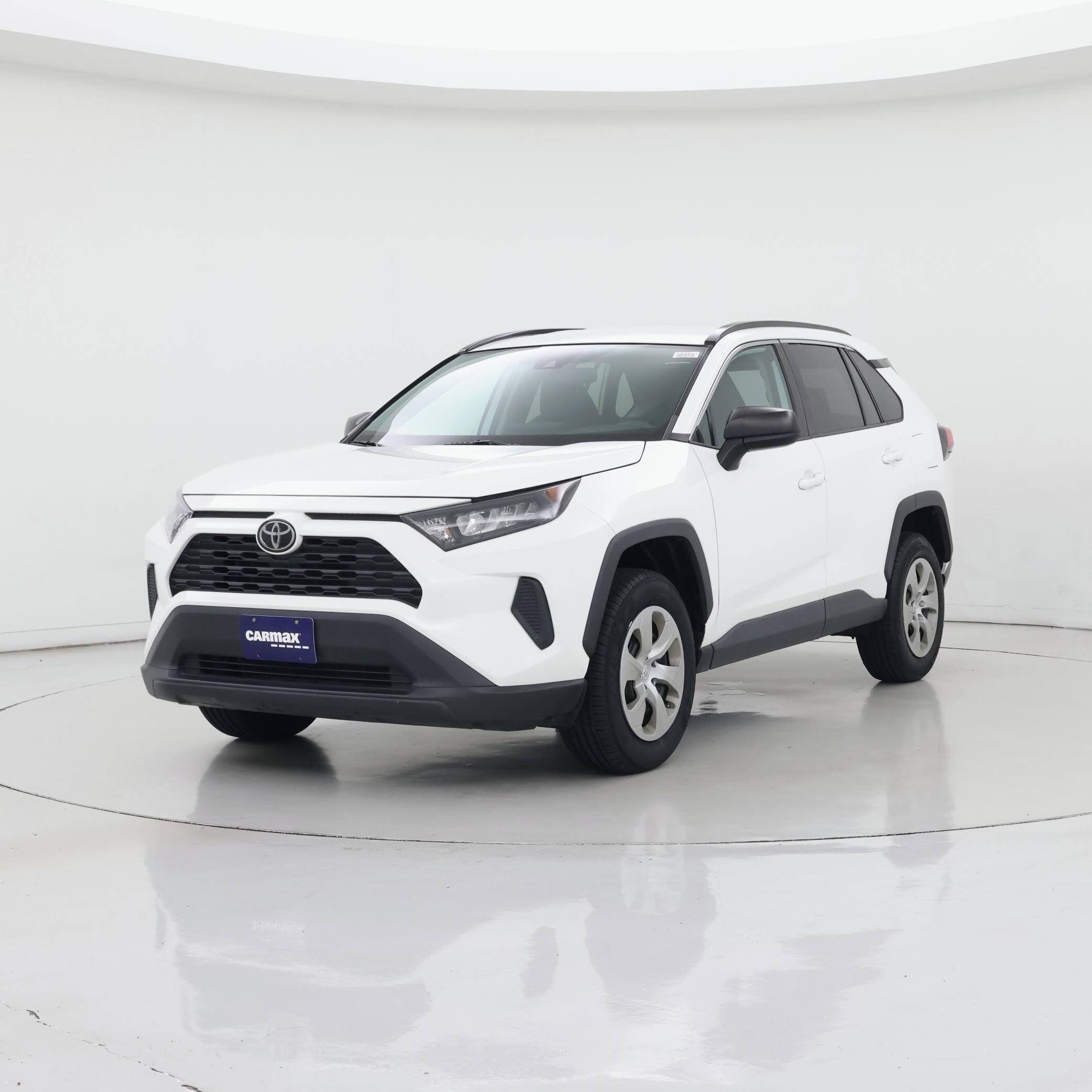Thumbnail: 2019 Toyota RAV4 - 4