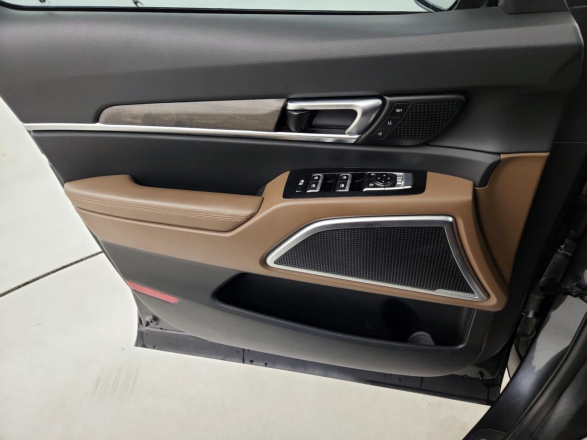 Thumbnail: 2022 Kia Telluride - 12