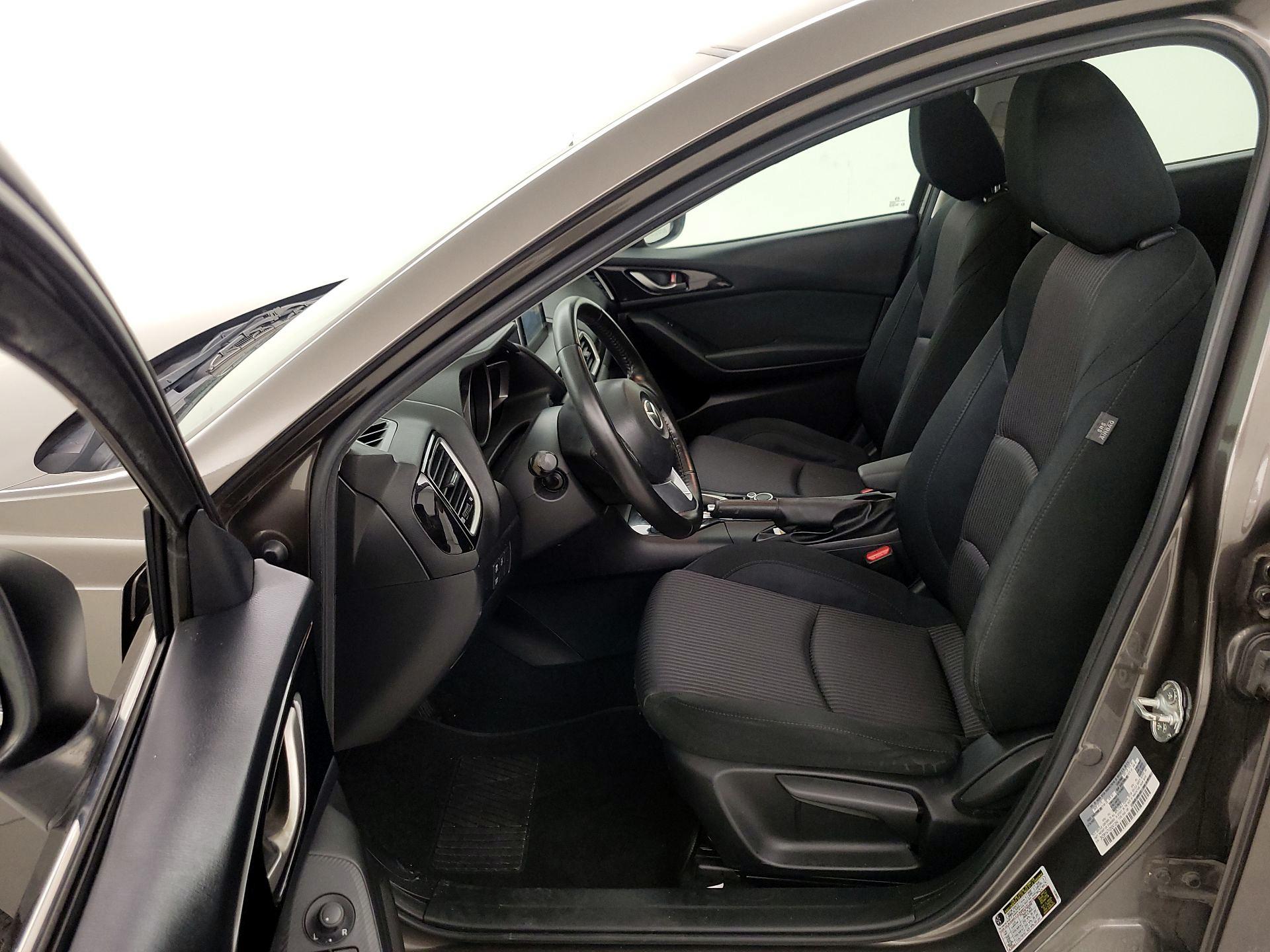 Thumbnail: 2016 Mazda Mazda3 - 11