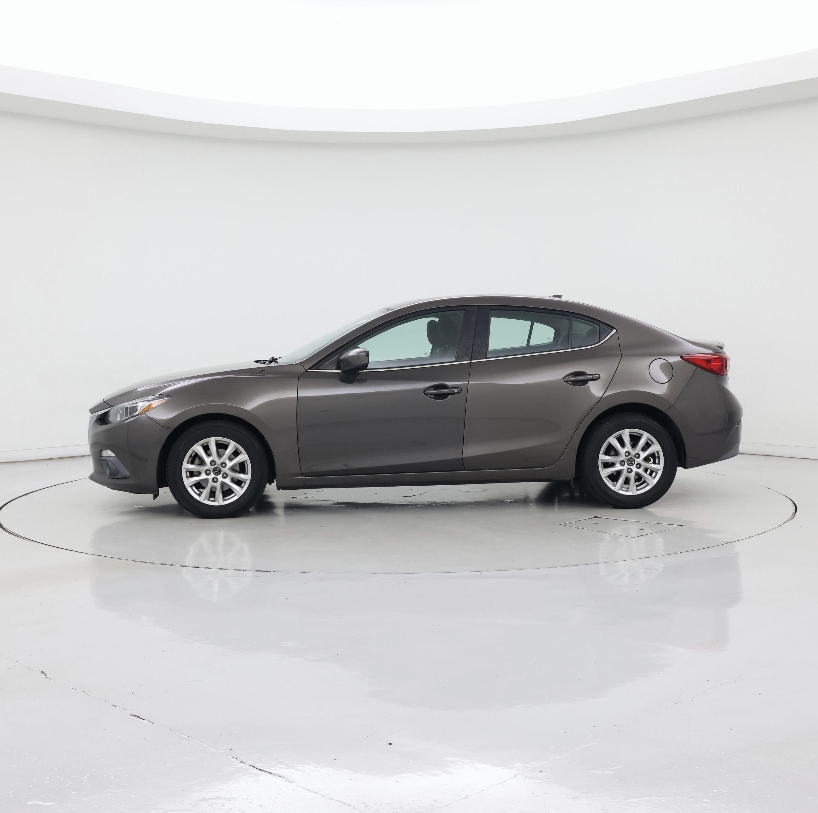 Thumbnail: 2016 Mazda Mazda3 - 3