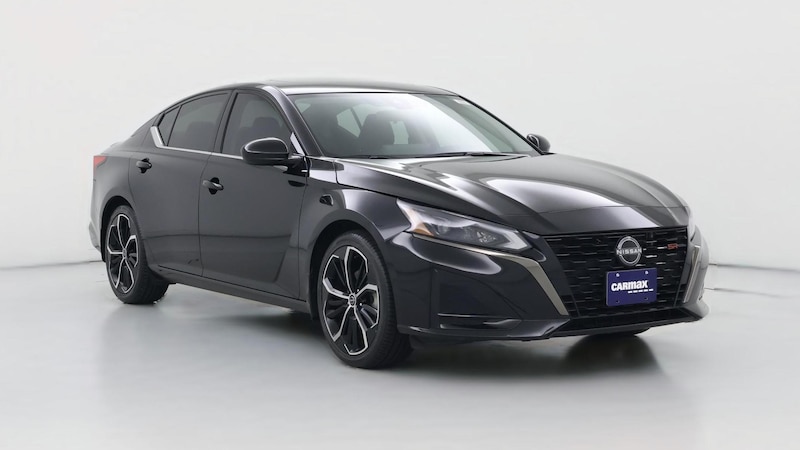 2023 Nissan Altima SR Hero Image