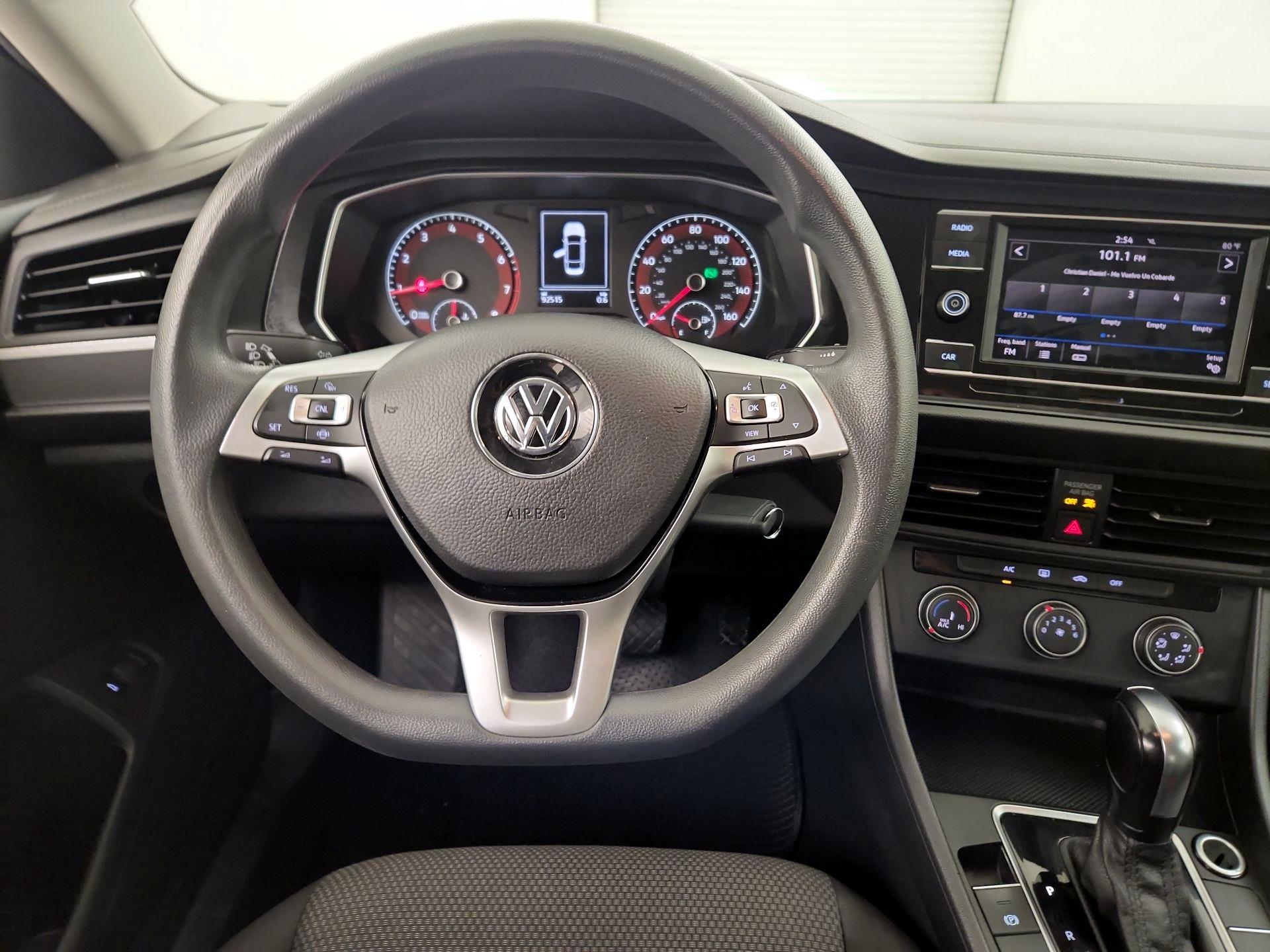 Thumbnail: 2019 Volkswagen Jetta - 10