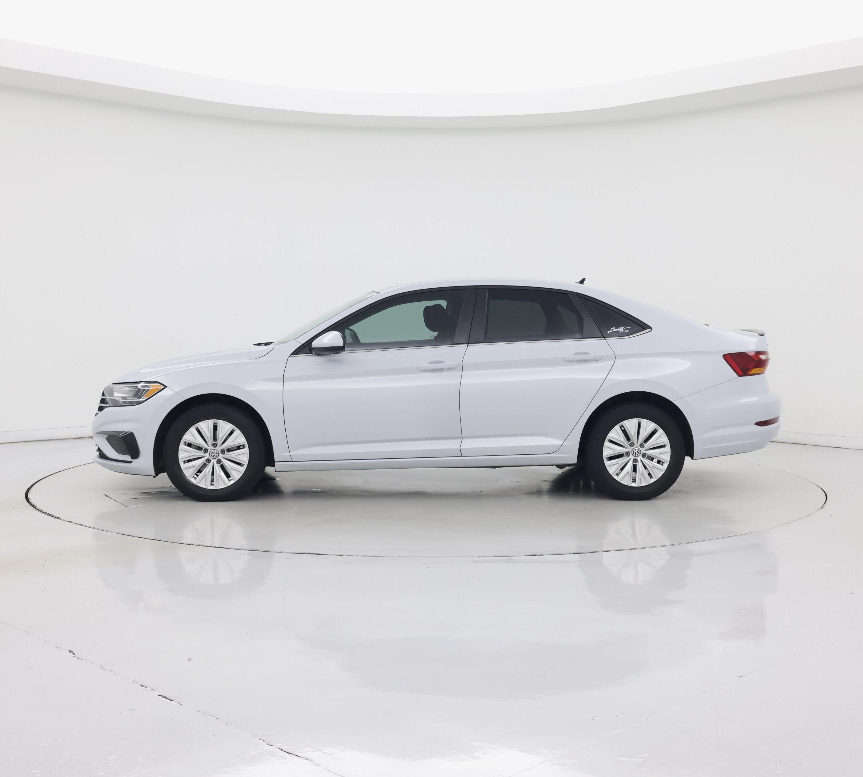 Thumbnail: 2019 Volkswagen Jetta - 3