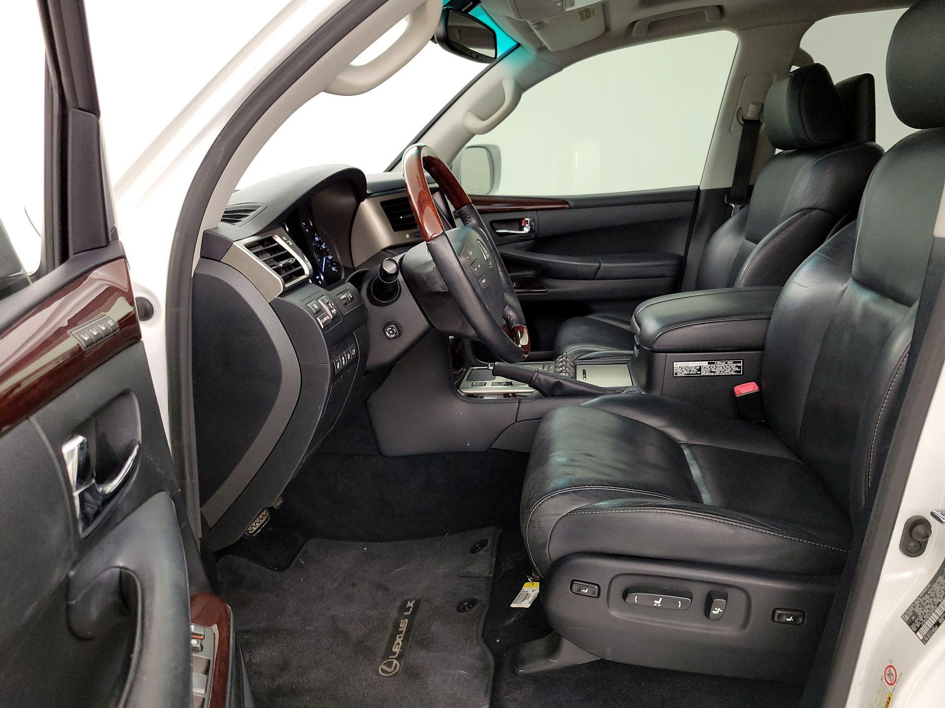 Thumbnail: 2013 Lexus LX - 11