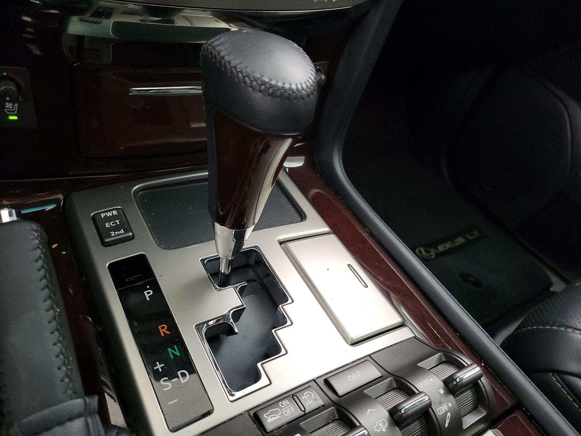 Thumbnail: 2013 Lexus LX - 18