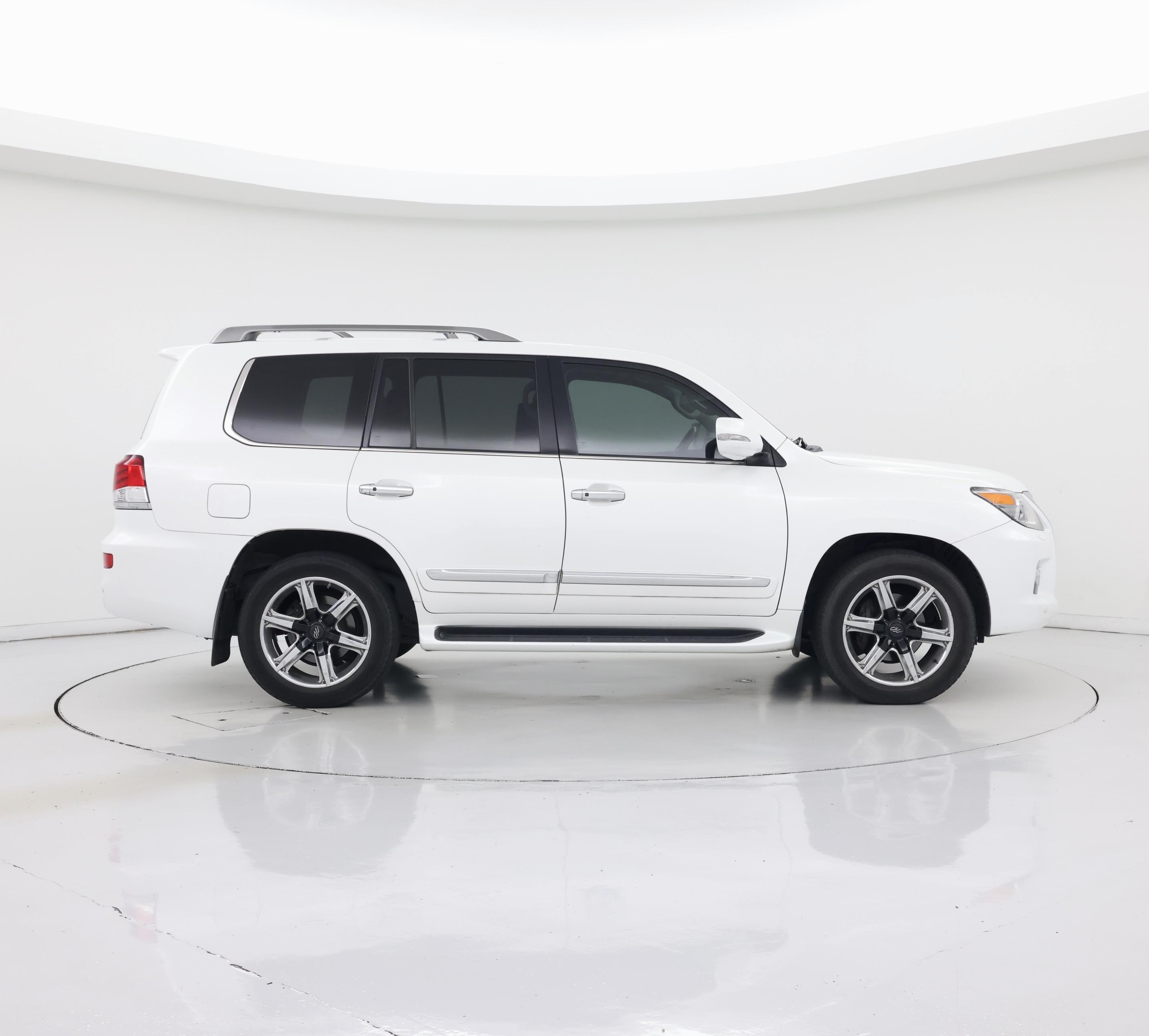 Thumbnail: 2013 Lexus LX - 7