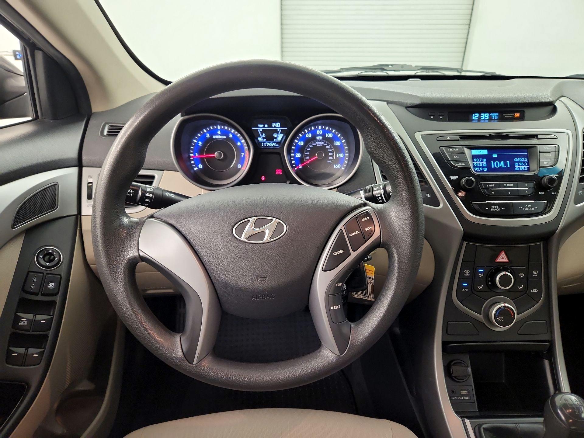 Thumbnail: 2016 Hyundai Elantra - 10