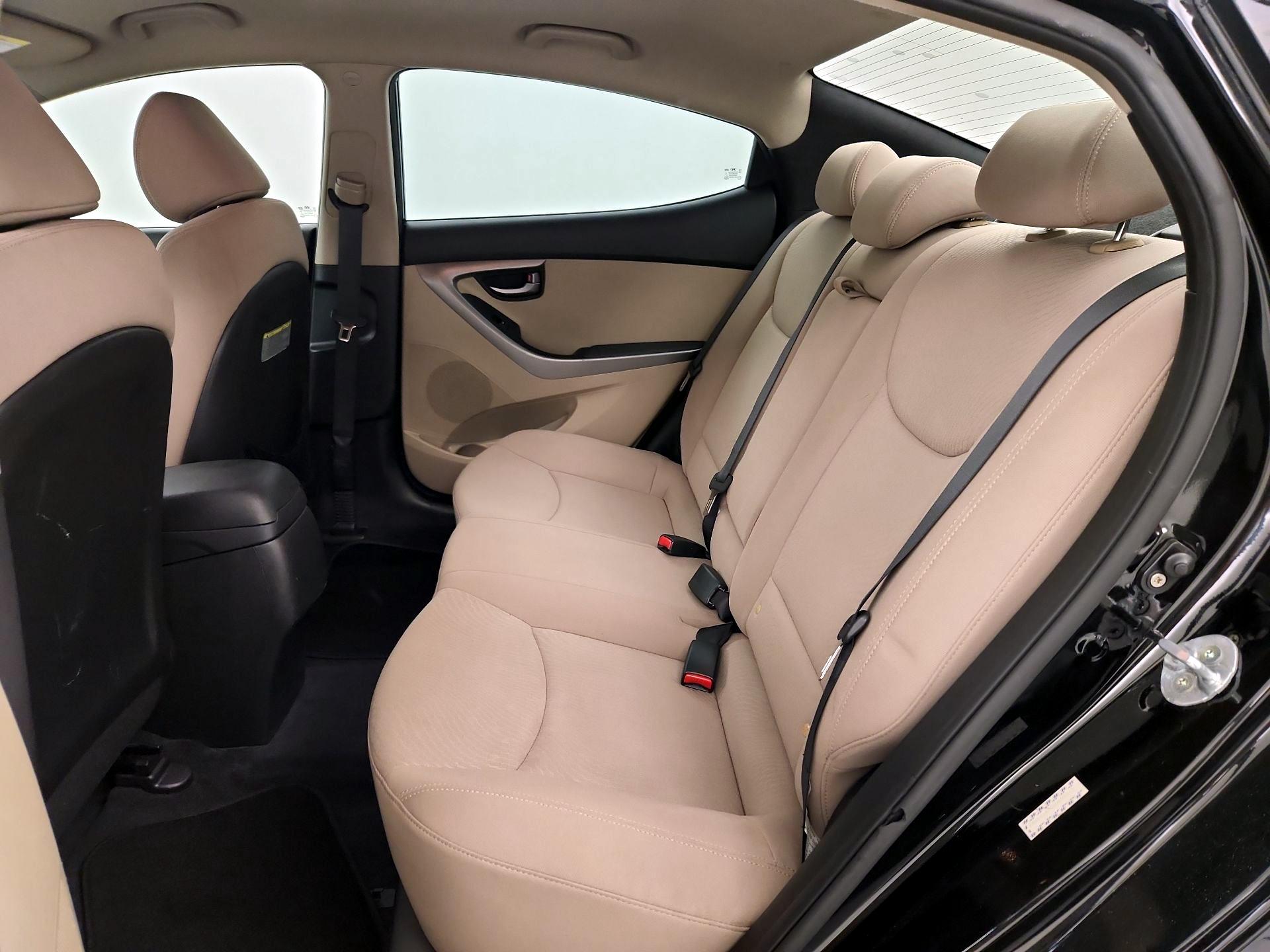 Thumbnail: 2016 Hyundai Elantra - 18