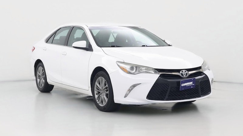 2017 Toyota Camry SE Hero Image