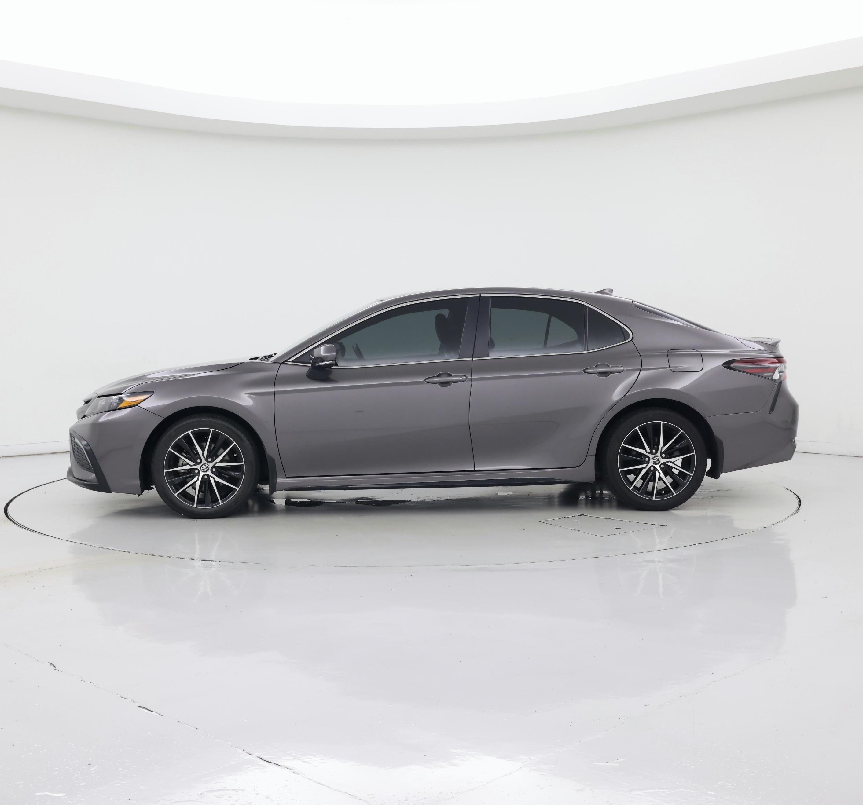 Thumbnail: 2024 Toyota Camry - 3