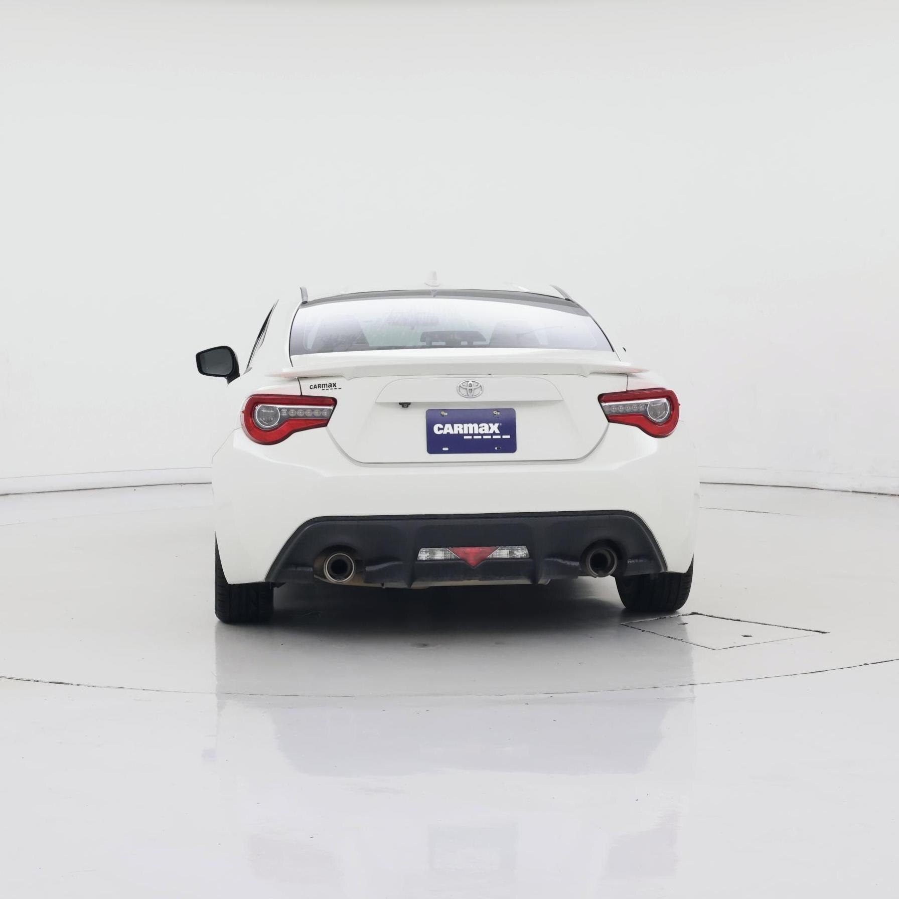 Thumbnail: 2017 Toyota 86 - 6