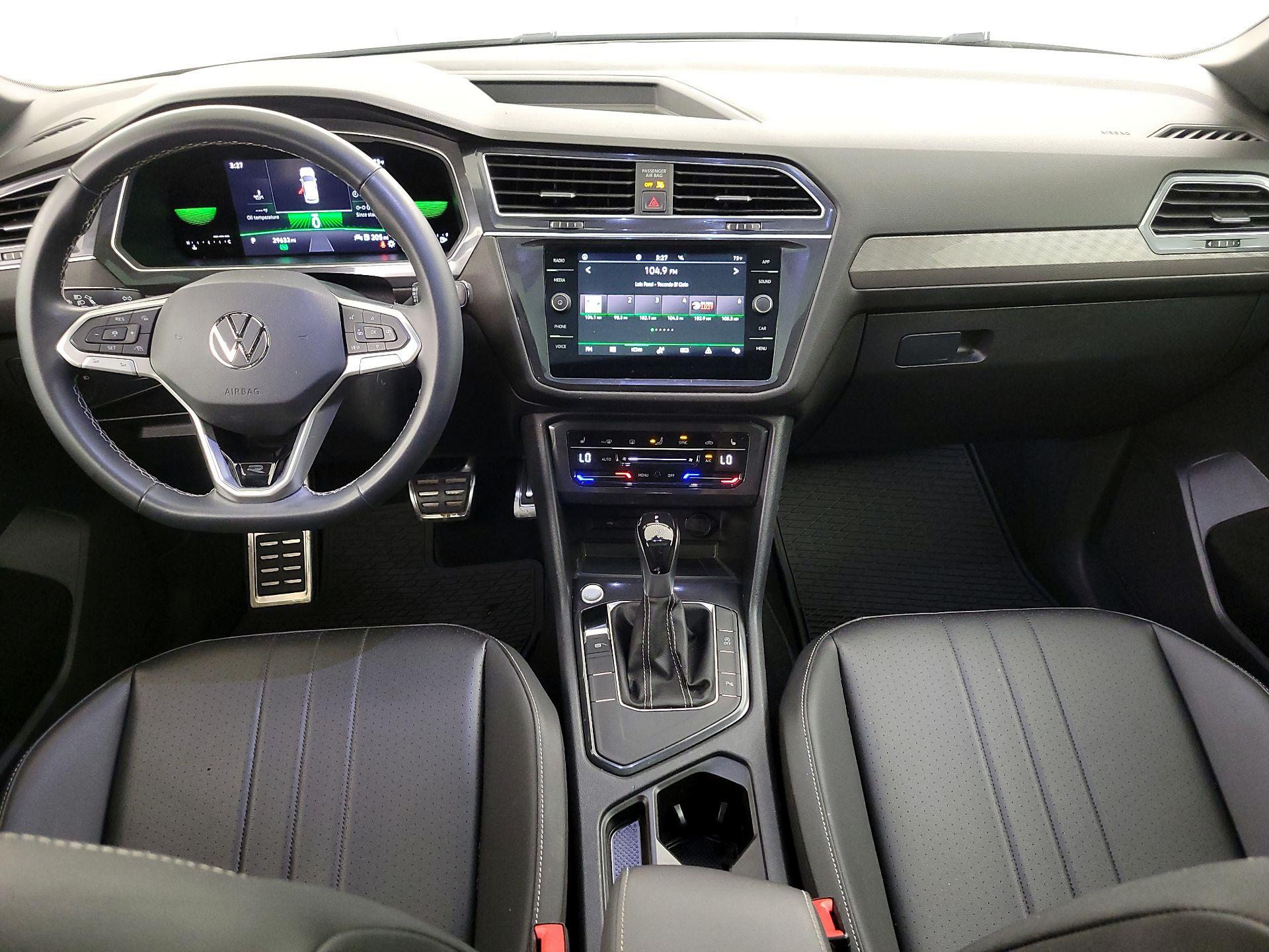 Thumbnail: 2023 Volkswagen Tiguan - 9
