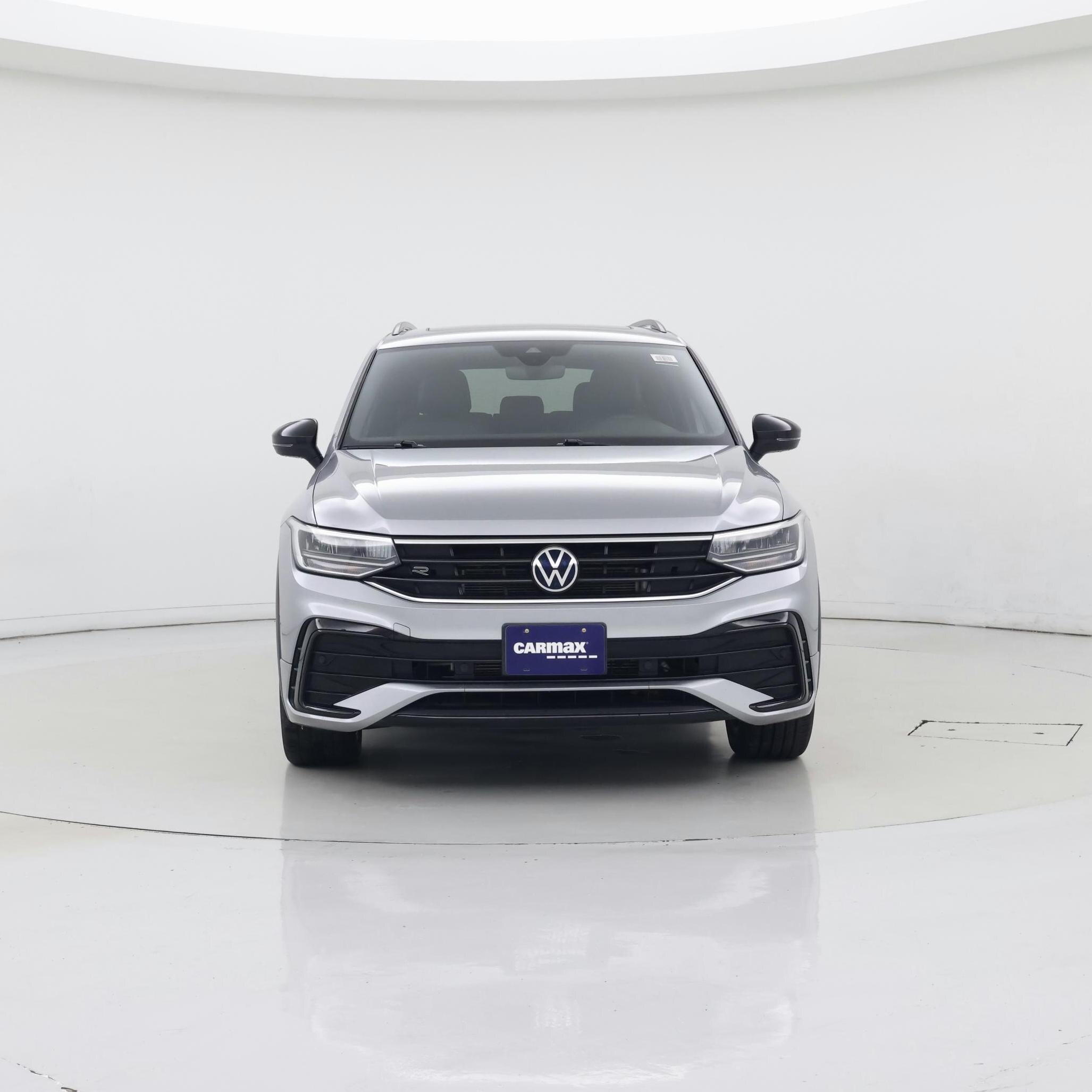 Thumbnail: 2023 Volkswagen Tiguan - 5