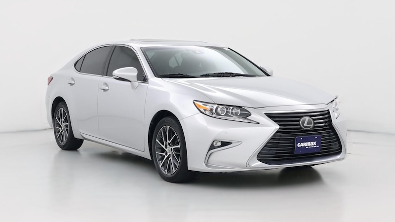 2017 Lexus ES 350 Hero Image
