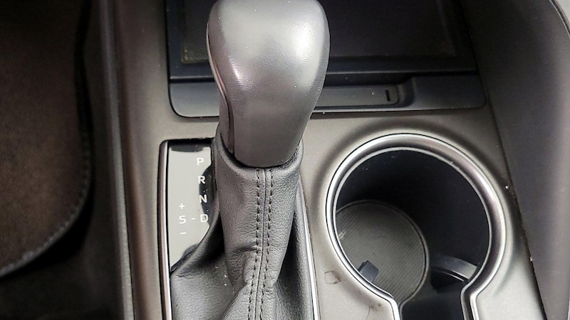 2023 Toyota Camry SE 17