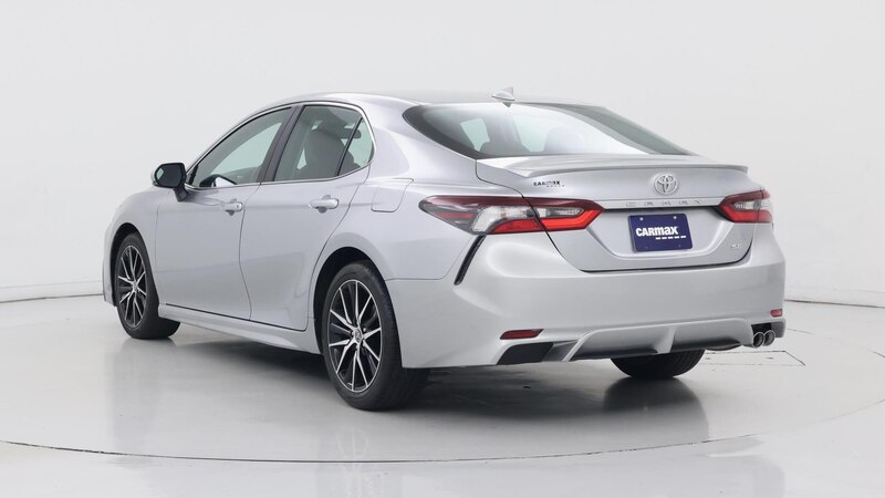 2023 Toyota Camry SE 2