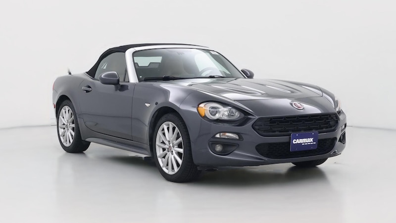 2017 Fiat 124 Spider Lusso Hero Image