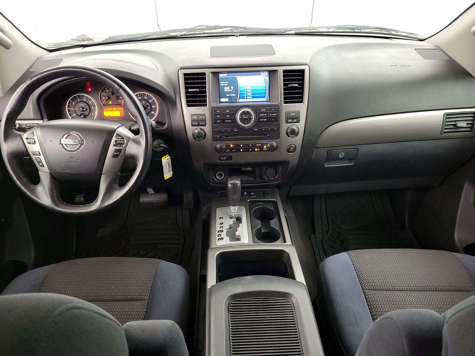 Thumbnail: 2013 Nissan Armada - 9